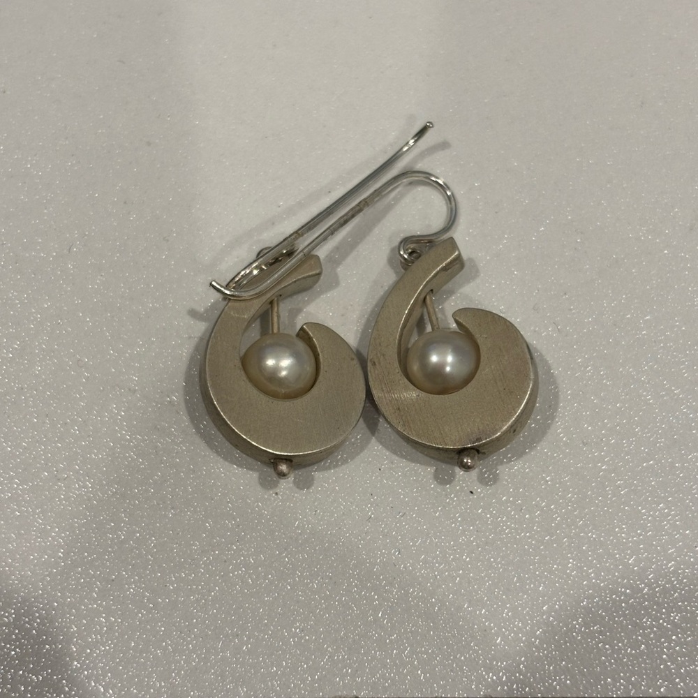White Gold or sterling silver & Pearl Designer Earrings